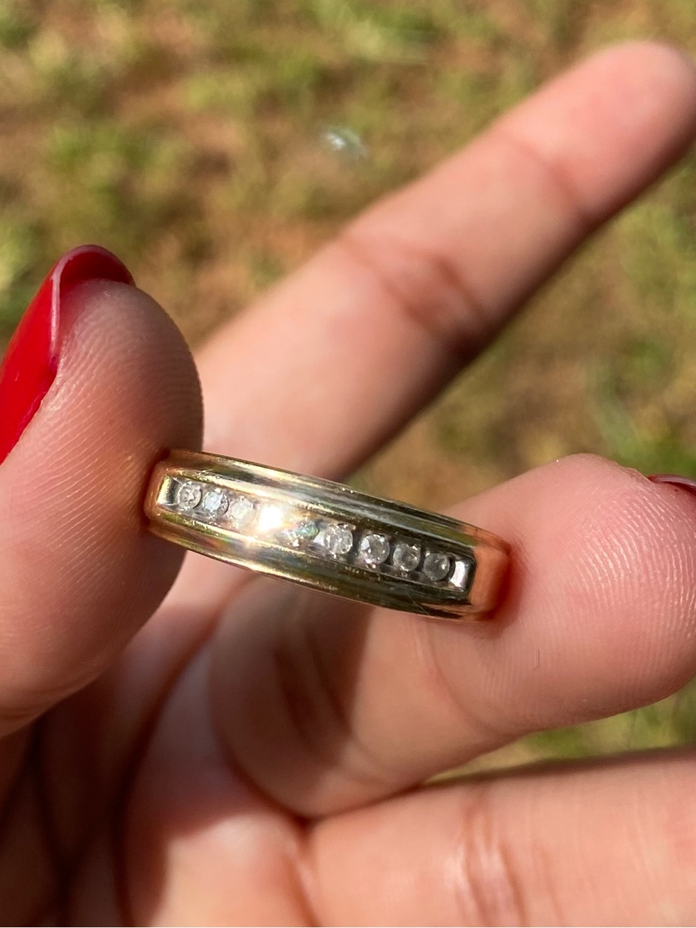 Vintage 10K Gold Diamond Band Ring – Size 7.5